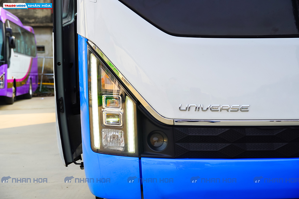 XE KHÁCH TRACOMECO UNIVERSE 47 CHỖ ĐỘNG CƠ WEICHAI 430PS XE KHÁCH TRACOMECO UNIVERSE 47 CHỖ ĐỘNG CƠ WEICHAI 430PS