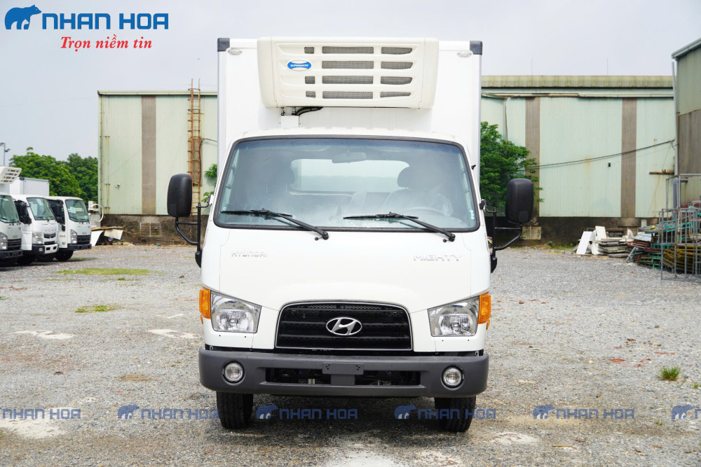 Xe tải đông lạnh Hyundai Mighty W11S thực tế