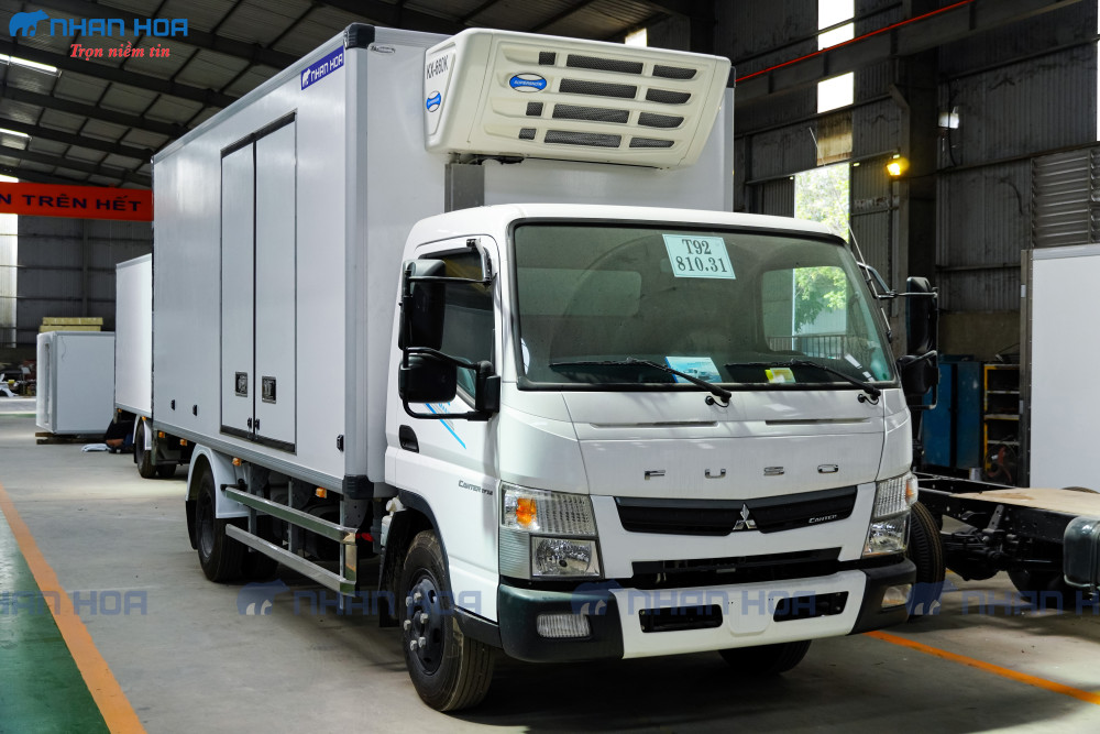 Xe tải đông lạnh Mitsubishi Fuso Canter TF7.5 3,5 tấn