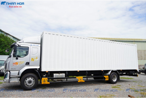 Xe tải thùng kín container CHENGLONG M3 4 máy 5,7 tấn (LZ5187)