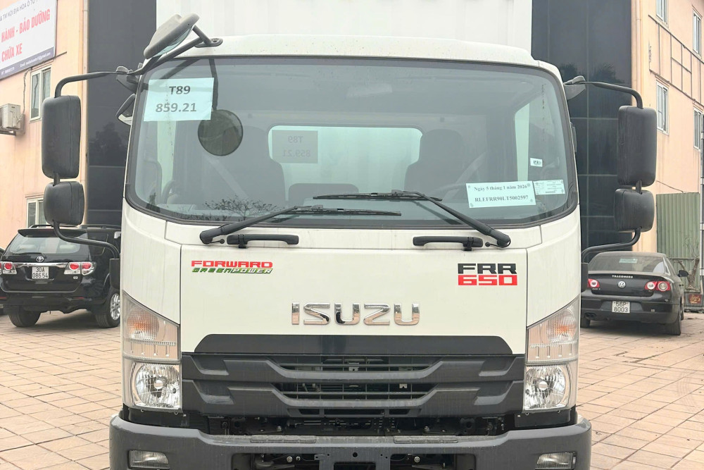 Xe tải thùng kín container ISUZU FRR650 6,5 tấn (FRR90LE5)