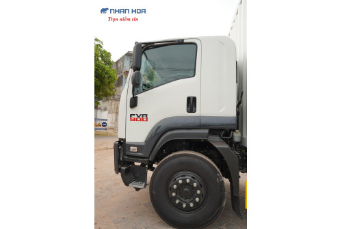 Xe tải thùng kín container ISUZU FVR900 (FVR34VE5) 7 tấn Xe tải thùng kín container ISUZU FVR900 (FVR34VE5) 7 tấn