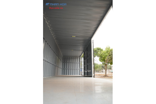 Xe tải thùng kín container ISUZU FVR900 (FVR34VE5) 7 tấn Xe tải thùng kín container ISUZU FVR900 (FVR34VE5) 7 tấn