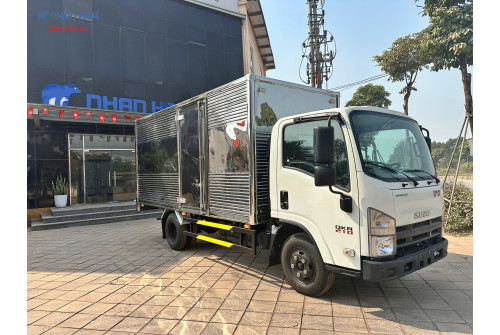 Xe tải thùng kín tôn sóng ISUZU QKR210 1,9 tấn