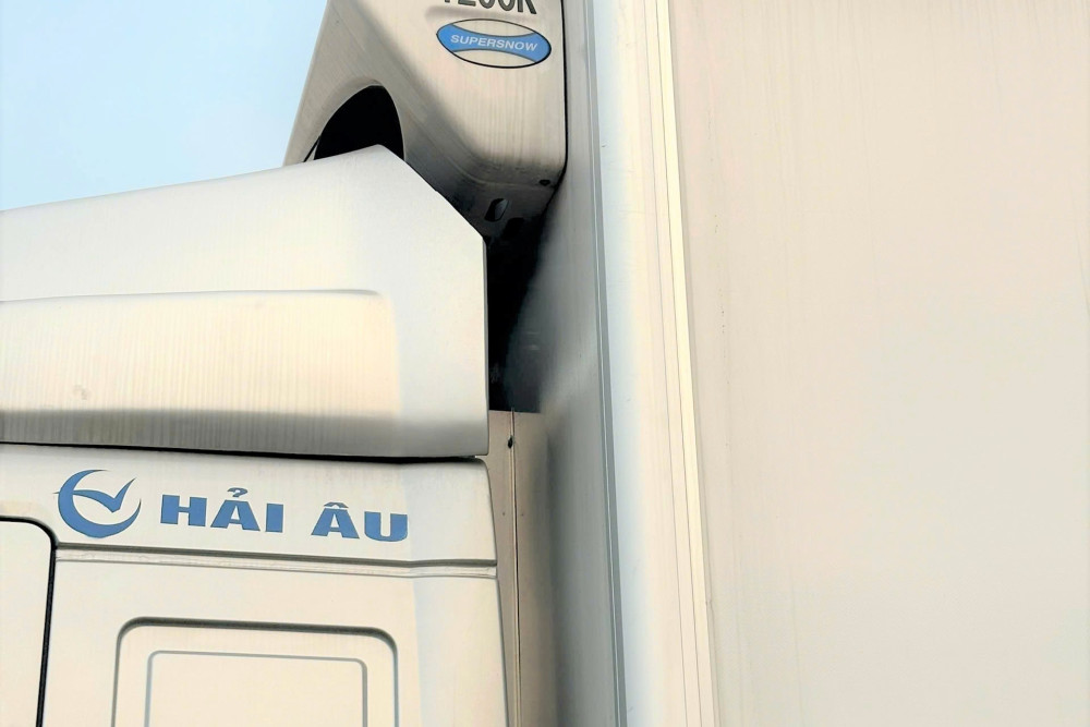 Xe tải đông lạnh CHENGLONG M3 6 máy 6 tấn (LZ5185)