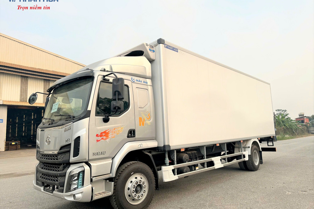 Xe tải đông lạnh CHENGLONG M3 6 máy 6 tấn (LZ5185)