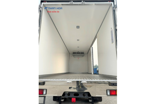 Xe tải đông lạnh CHENGLONG M3 6 máy 6 tấn (LZ5185)