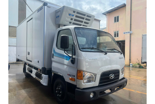 Xe tải đông lạnh HYUNDAI MIGHTY W750L 3 tấn Xe tải đông lạnh HYUNDAI MIGHTY W750L 3 tấn