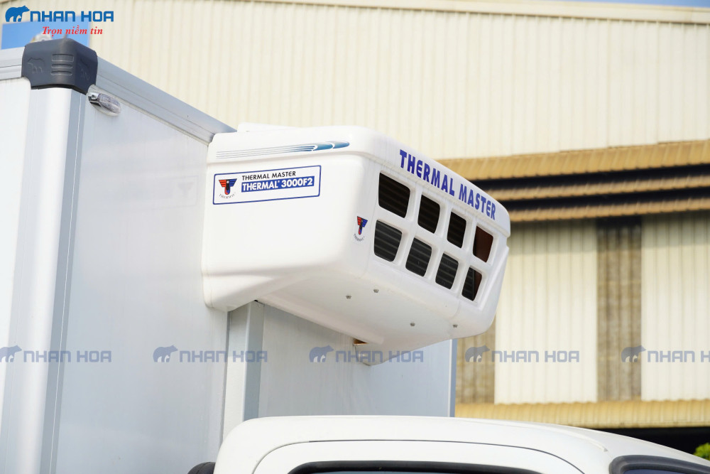 Xe tải đông lạnh HYUNDAI MIGHTY W750L 3 tấn