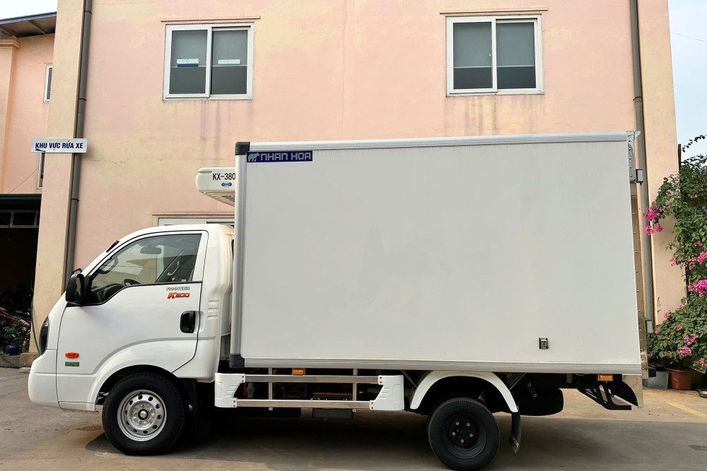 Xe tải đông lạnh KIA K200 1,6 tấn Xe tải đông lạnh KIA K200 1,6 tấn