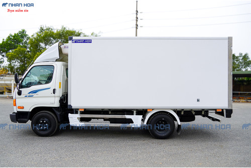 Xe Tải Thùng đông lạnh Hyundai New Mighty 75S F140 Tải trọng 3.2 tấn