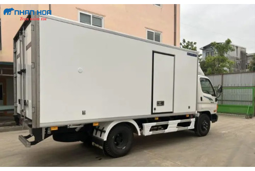 Xe tải HYUNDAI 7 tấn thùng đông lạnh 110XL F150 Xe tải HYUNDAI 7 tấn thùng đông lạnh 110XL F150