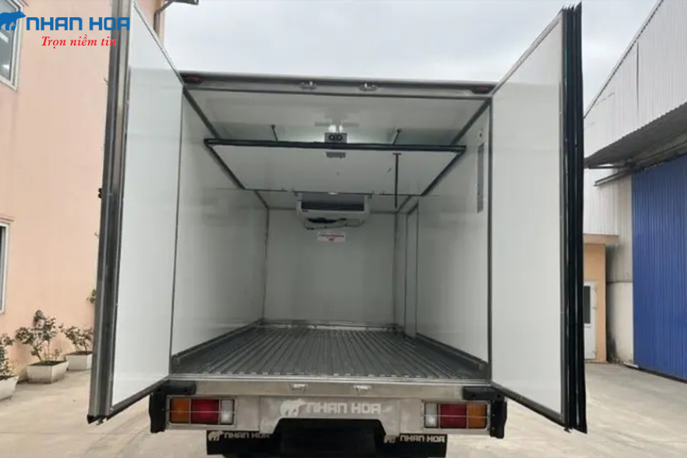 Xe tải HYUNDAI 7 tấn thùng đông lạnh 110SP F150 Xe tải HYUNDAI 7 tấn thùng đông lạnh 110SP F150